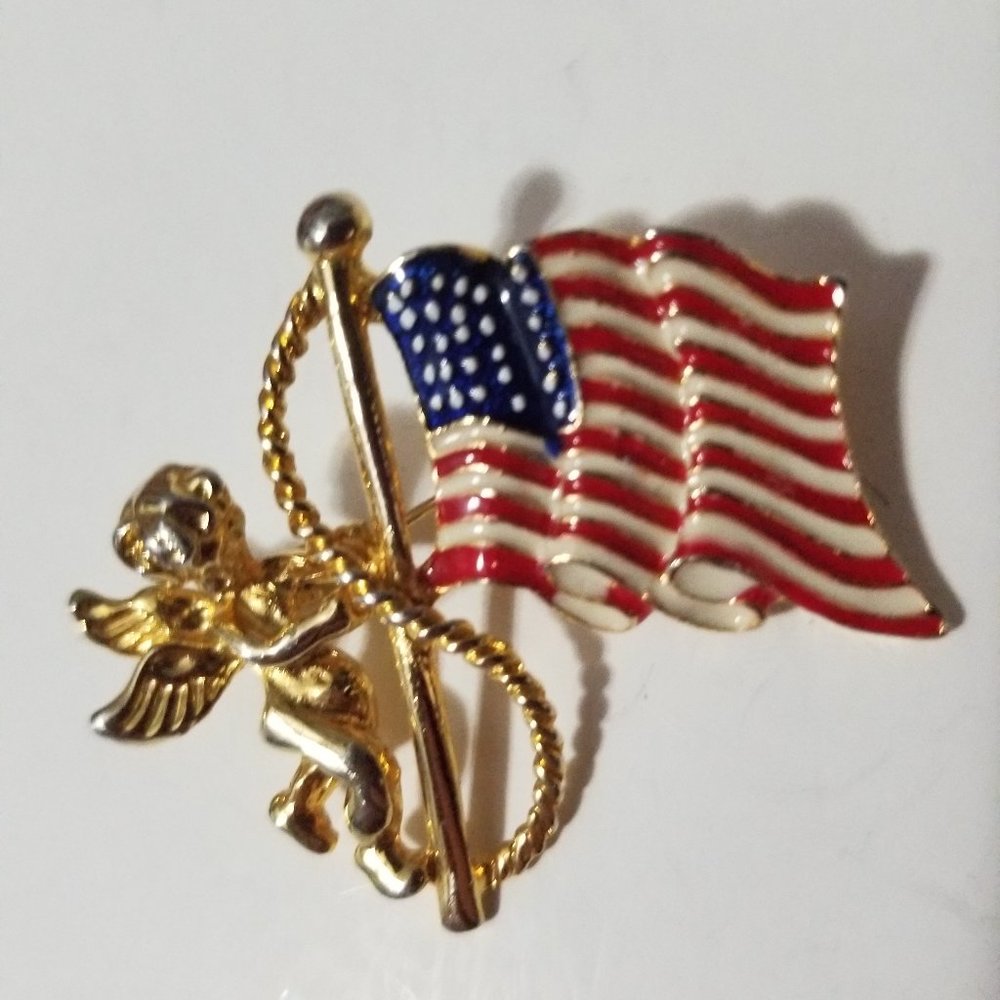 Vintage American Angel Brooch